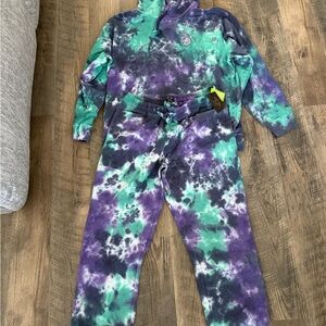 Dark Seas Division Tie-Dye Hoodie & Sweats Set